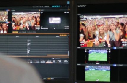 SIMON MEDIA - Ihr Experte für ein gelungenes Public Viewing zur Fußball EM (Foto: SIMON MEDIA film & medienproduktion e.K.)